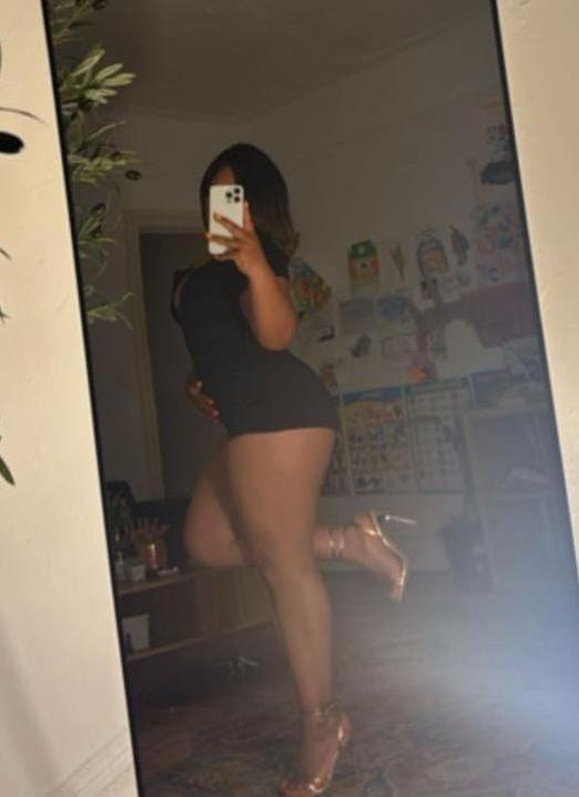 Chica busca chico en Barcelona: 