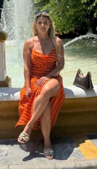 Chica busca chico en La Coruña: 