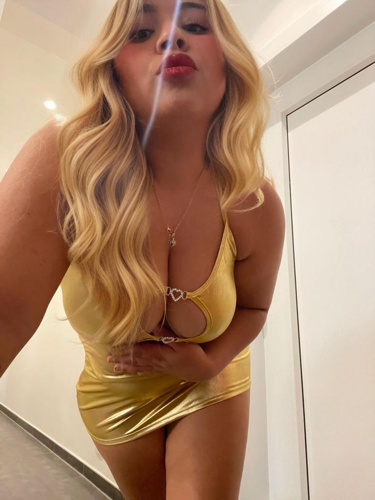 Chica busca chico en Valencia: Chica busca chico