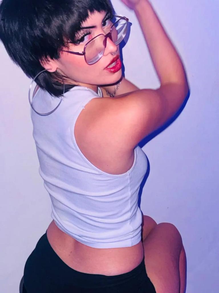 Chica busca chico en Murcia: Chica busca chico