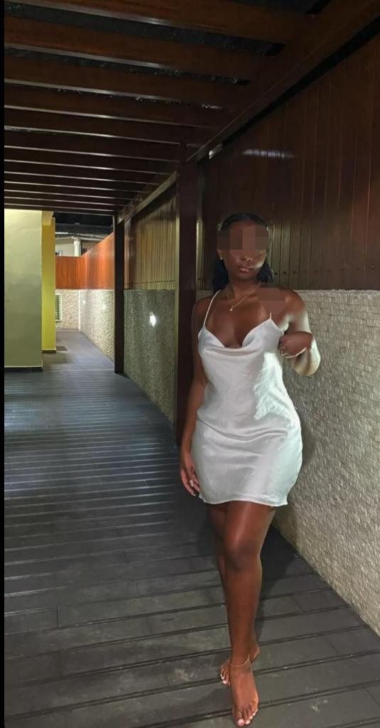 641583962: Chica busca chico en León