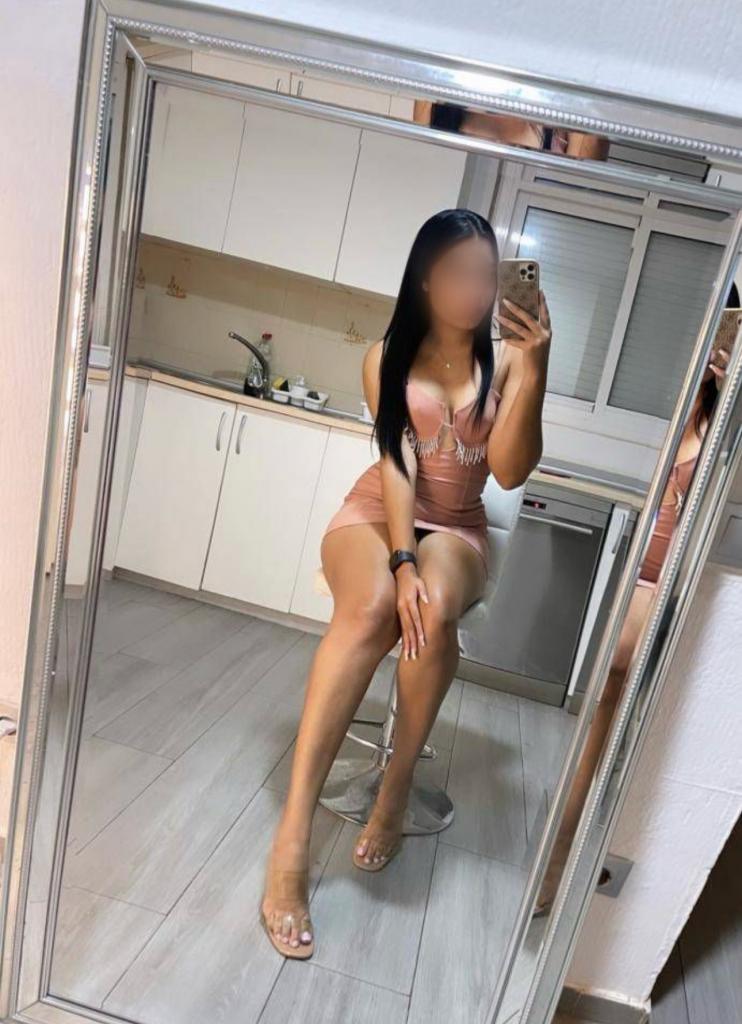 Chica busca chico en Tenerife: 