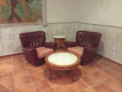 614240181: Chica busca chico en Madrid