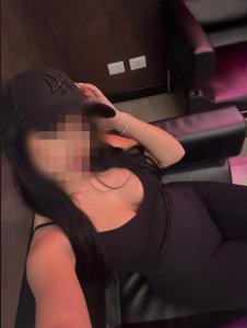 612467601: Chica busca chico en Málaga