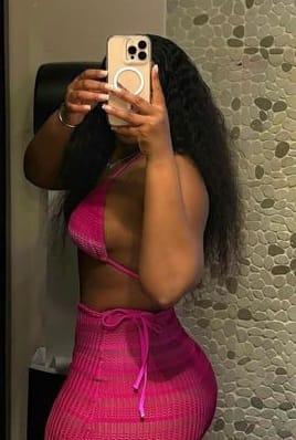 Chica busca chico en Almería: 