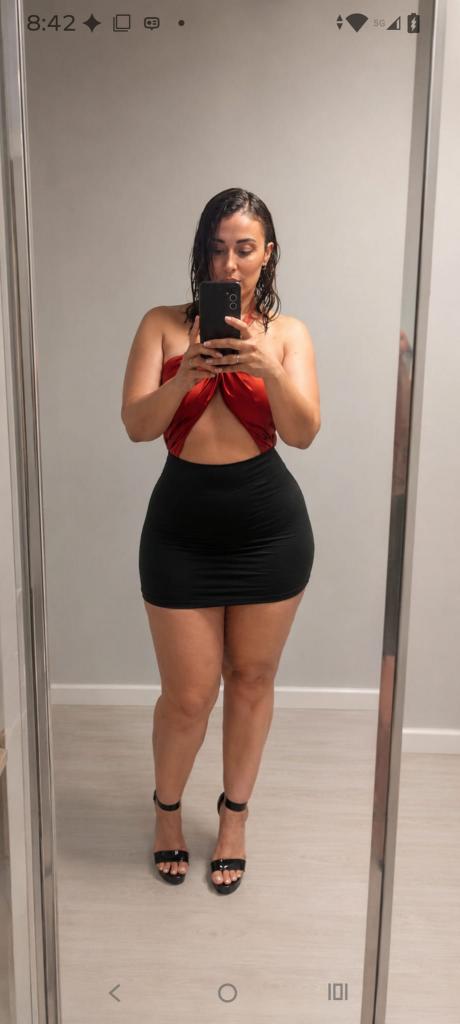 627525346: Chica busca chico en Granada