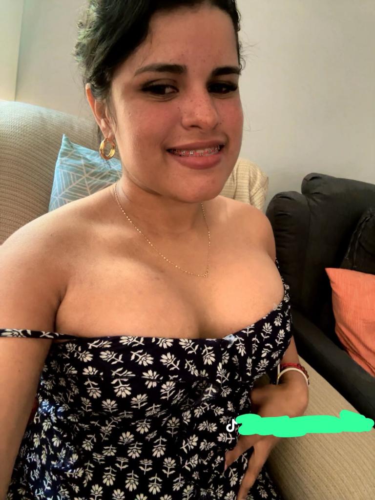 661468372: Chica busca chico en Huelva