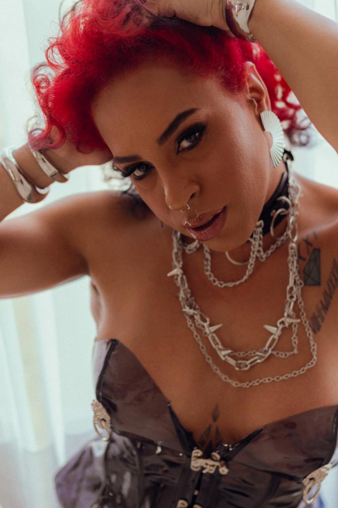 645363422: Transexual en Orense
