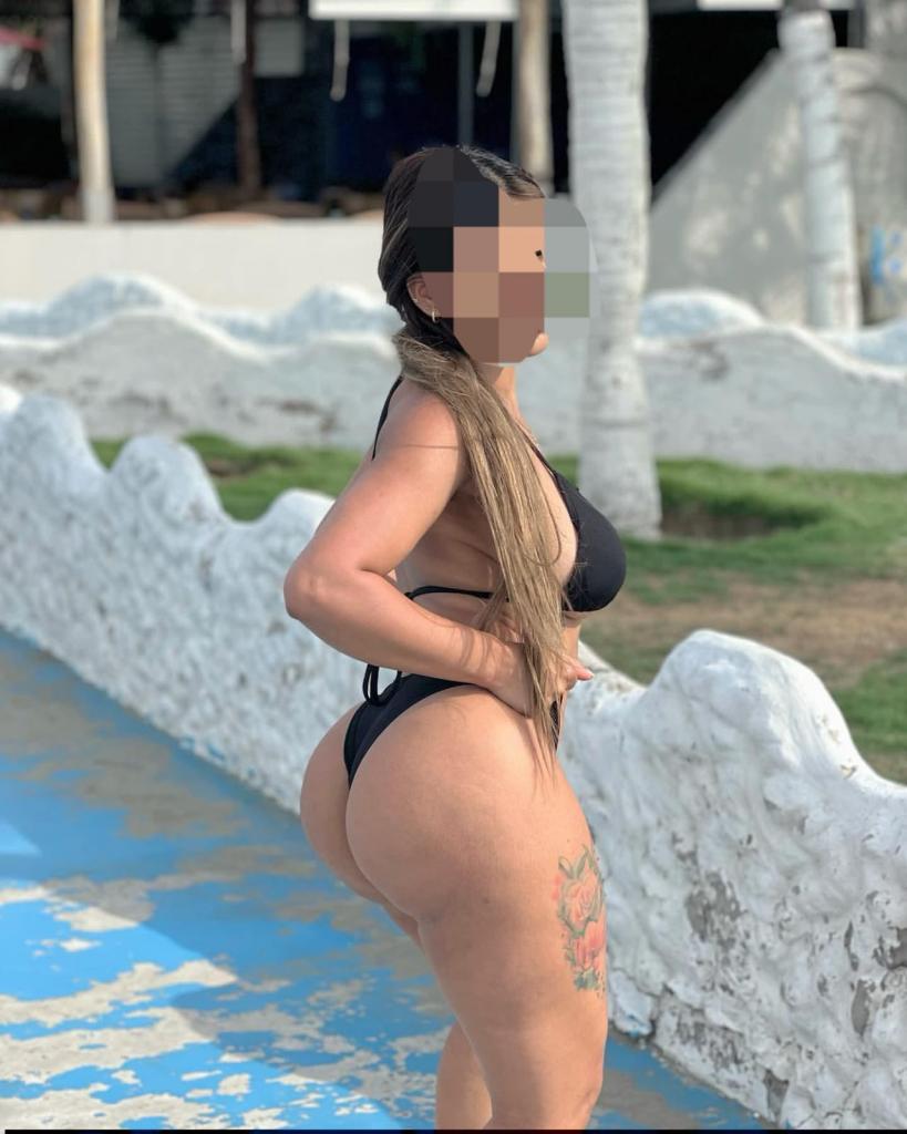 Chica busca chico en Málaga: Chica busca chico