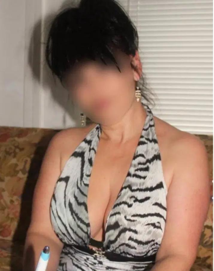 Chica busca chico en Tenerife: 