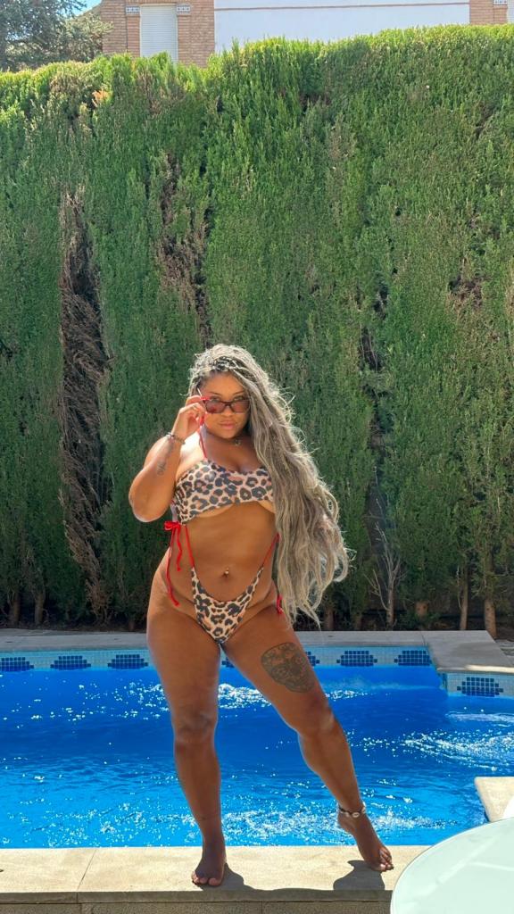 Chica busca chico en Granada: 