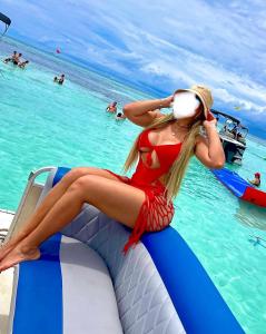 Chica busca chico en Tenerife: 