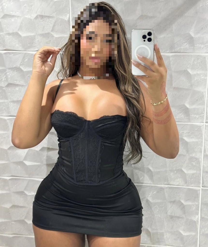 Chica busca chico en Barcelona: 