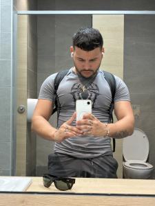 614859753: Chico busca chica en Madrid