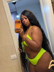 607144890: Chica busca chico en Tenerife