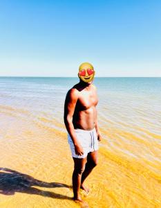 631069797: Chico busca chica en Sevilla