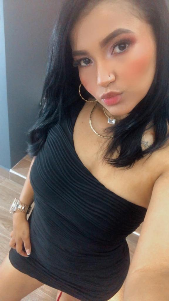 632185745: Chica busca chico en Zaragoza