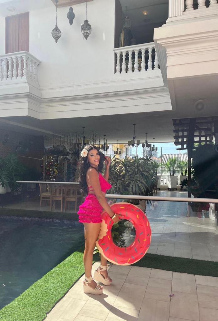 670499532: Chica busca chico en Málaga