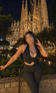 656293113: Chica busca chico en Barcelona