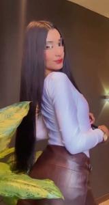 613910162: Chica busca chico en Ibiza