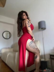 653948620: Chica busca chico en Madrid