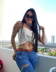607056760: Chica busca chico en Murcia