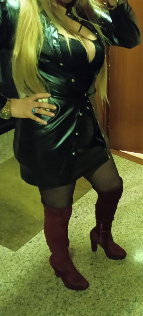 642012630: Chica busca chico en Cantabria