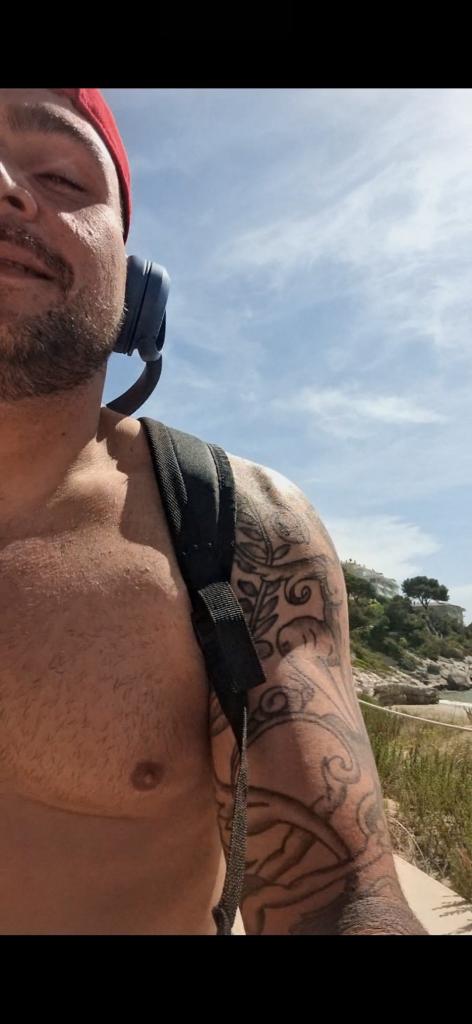 643360524: Chico busca chica en Tarragona