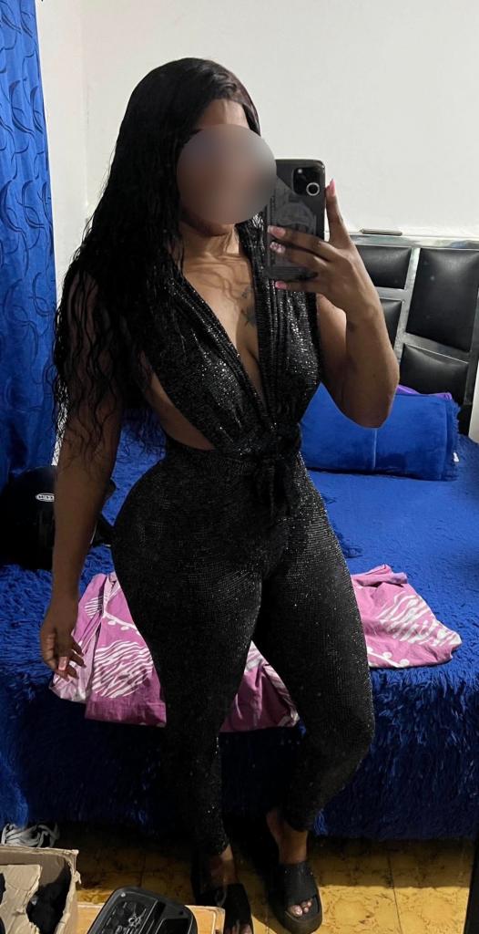 Chica busca chico en Cádiz: 