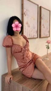 688066607: Chica busca chico en Sevilla