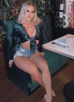 614458925: Chica busca chico en Guipúzcoa