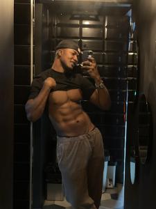 Chico busca chica en Barcelona: 