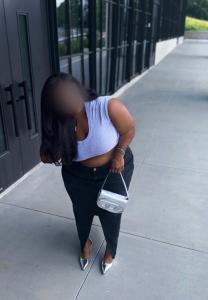 Chica busca chico en Sevilla: 