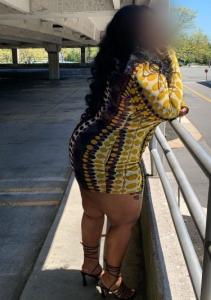 Chica busca chico en Sevilla: 