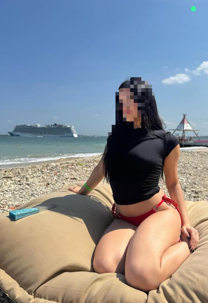 Chica busca chico en Cádiz: 