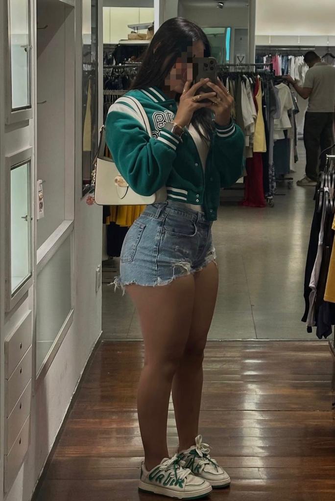 Chica busca chico en Tenerife: 