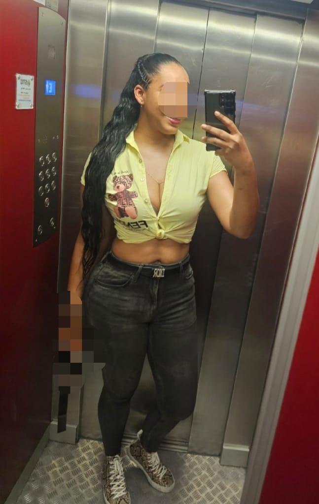 Chica busca chico en Ceuta: 