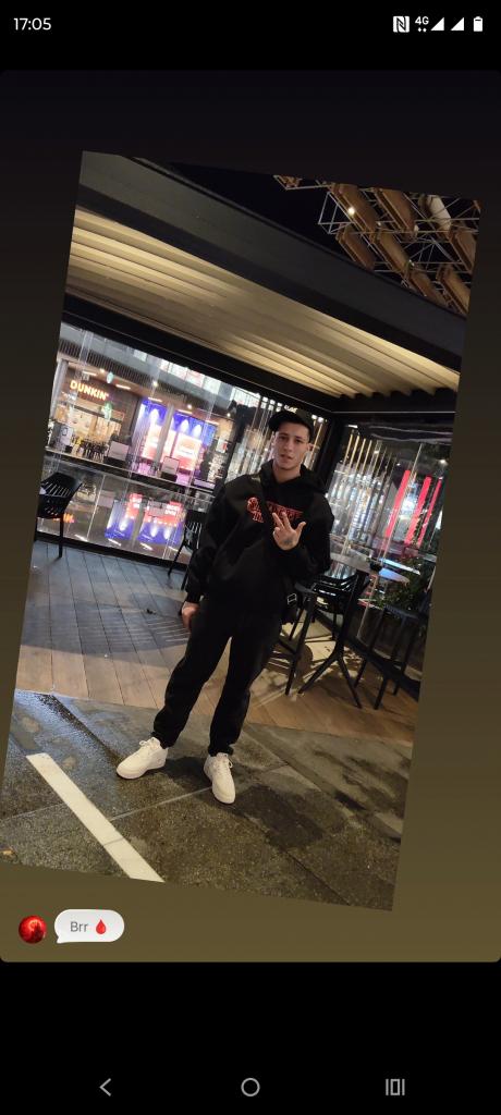 Chico busca chica en Barcelona: 