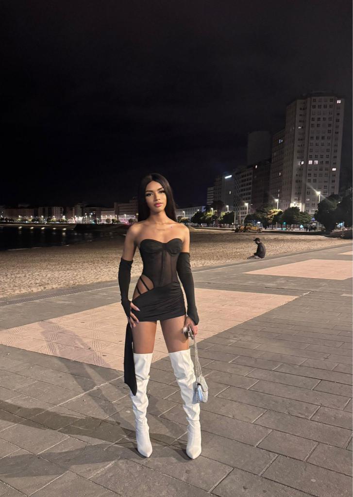 662658594: Transexual en Cantabria