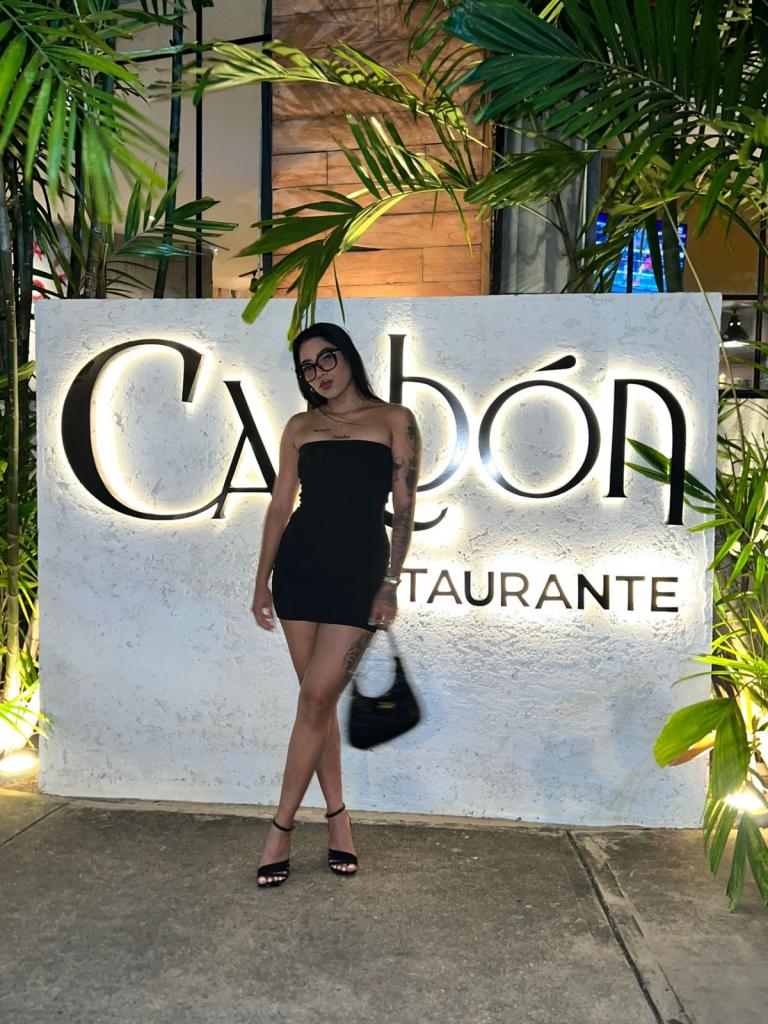 Chica busca chico en Granada: 