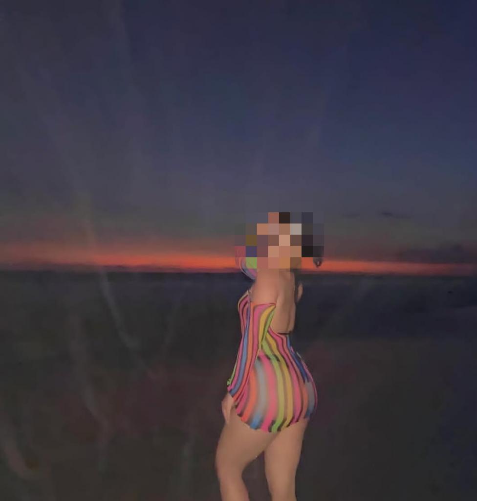 Chica busca chico en Huelva: 