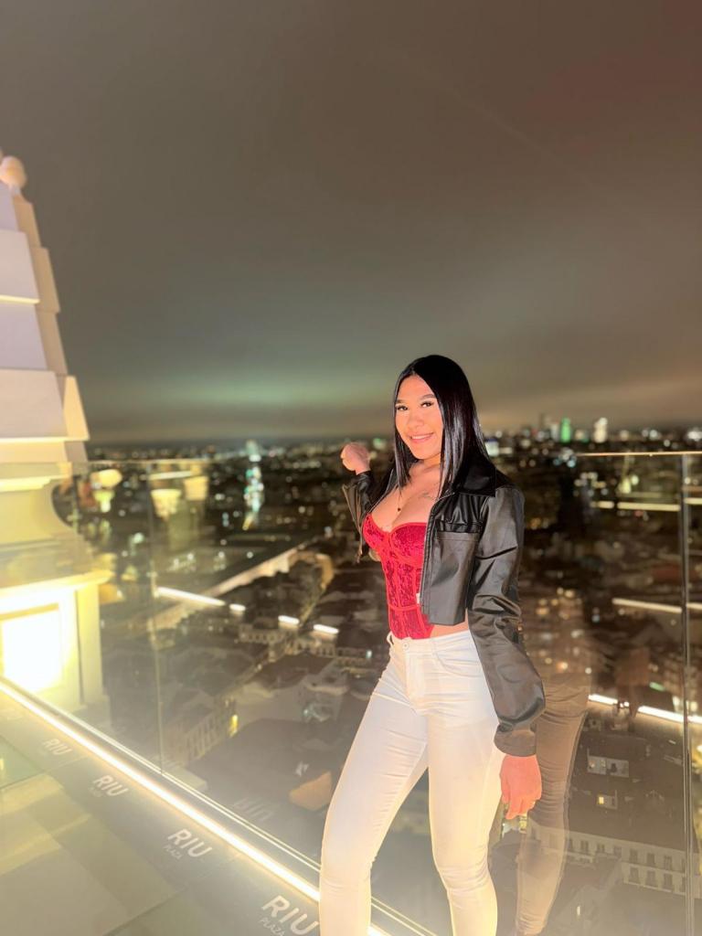 Chica busca chico en Madrid: 