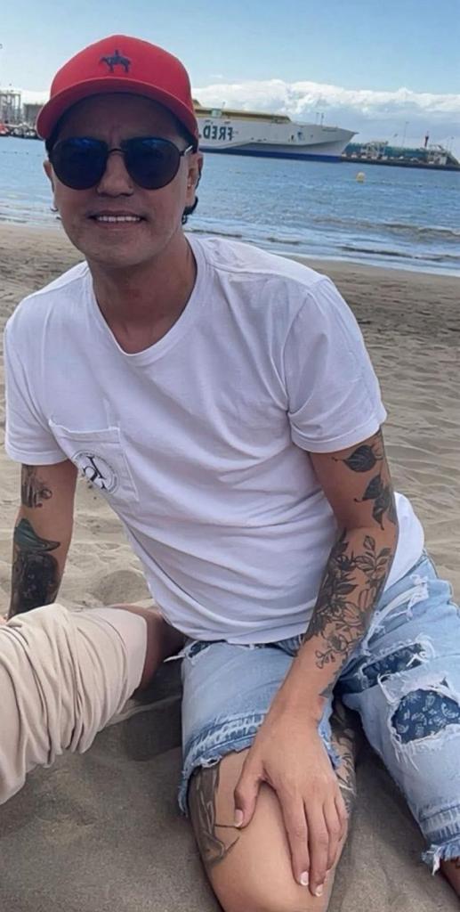 Chica busca chico en Tenerife: 