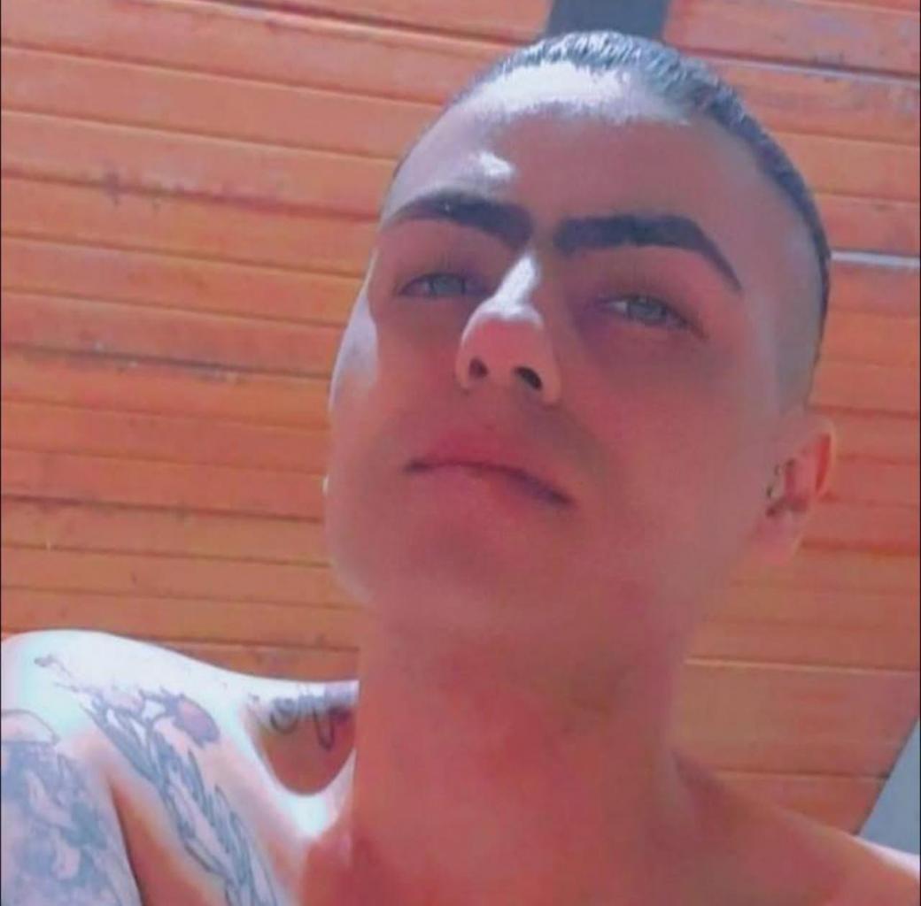 Chica busca chico en Tenerife: 