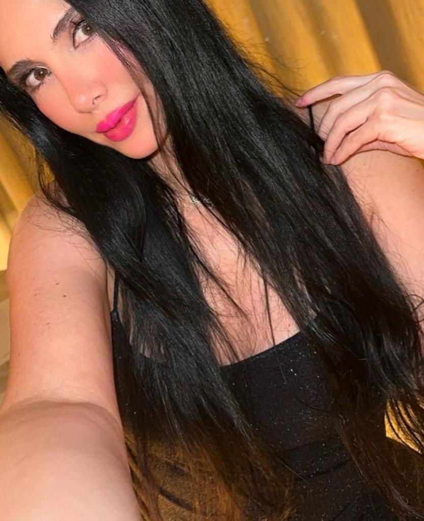 Chica busca chico en Cádiz: 