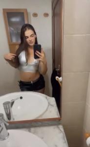 604118061: Chica busca chico en Ibiza
