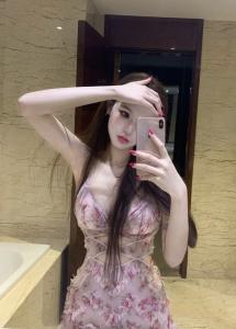 688001824: Chica busca chico en Barcelona