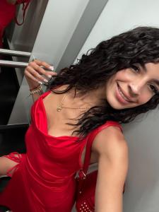 667476465: Chica busca chico en Asturias