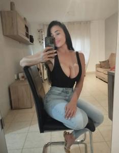 611899023: Chica busca chico en Tenerife