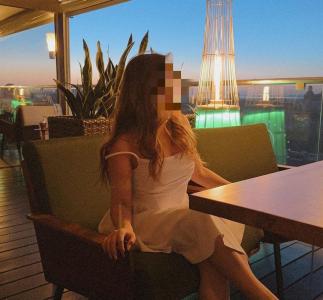 604910697: Chica busca chico en Málaga